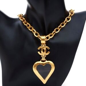 Gold Heart Pendant Necklace